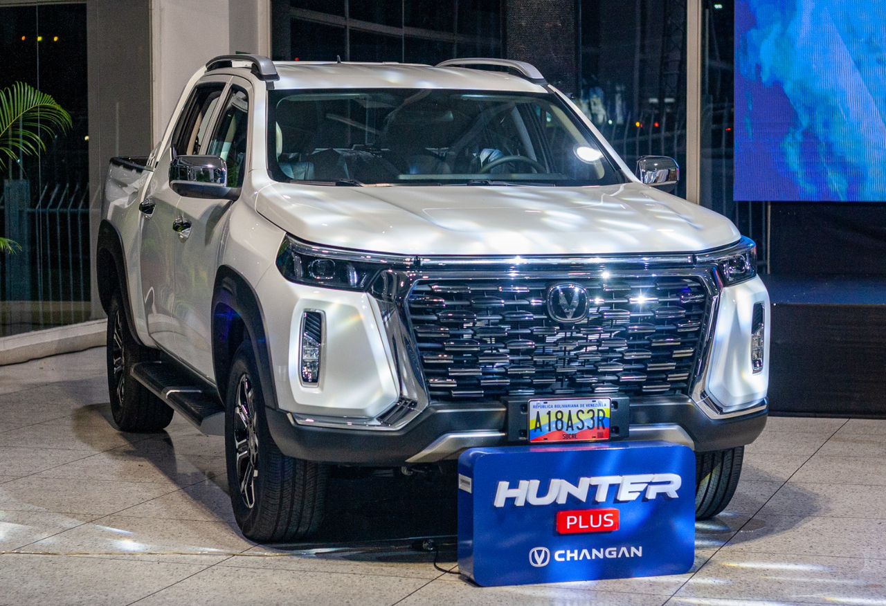 Changan lanza al mercado venezolano dos nuevos vehículos de tecnología avanzada