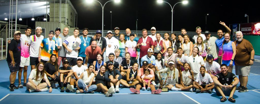 Carabobo levantó la gran copa del III Torneo Clausura Pickleball Venezuela&nbsp;2025
